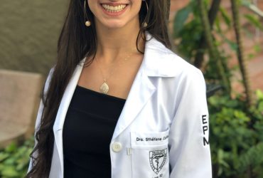 Dra. Sthéfane Ferrarese